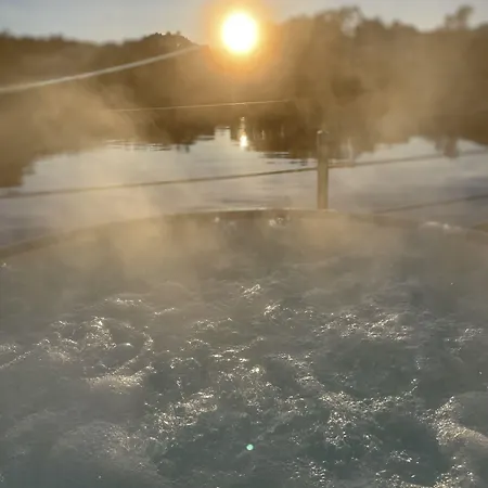 Floating 船上ホテル