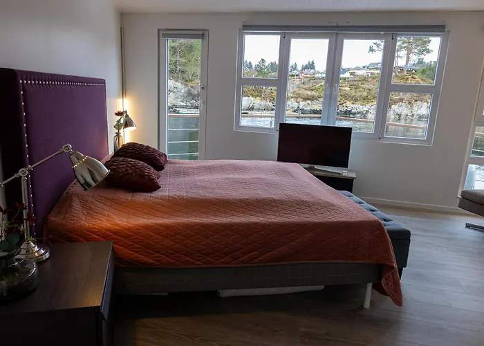 Bådhotel Floating 4*