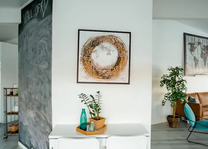 Floating Úszó hotel