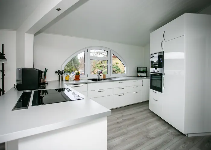 Floating Úszó hotel